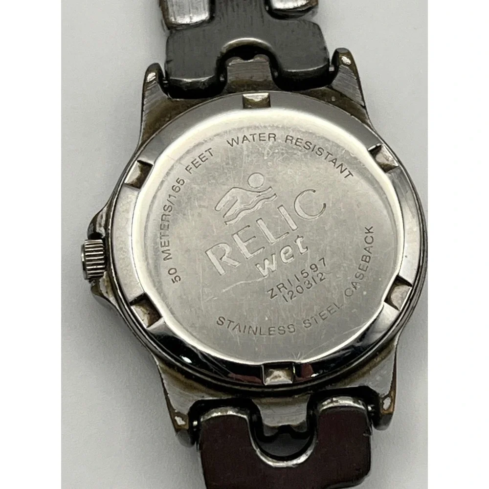 Relic Wet Womens Watch Silver Tone Blue Dial Date ZR11597 Water Resistant 165ft